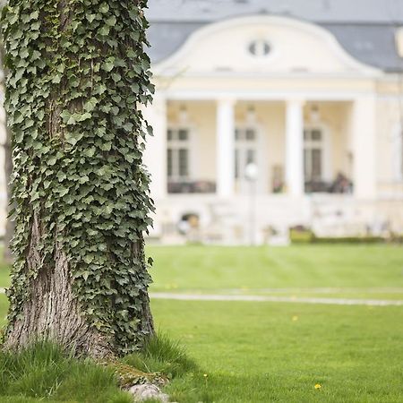 Amade Chateau Vrakun ภายนอก รูปภาพ