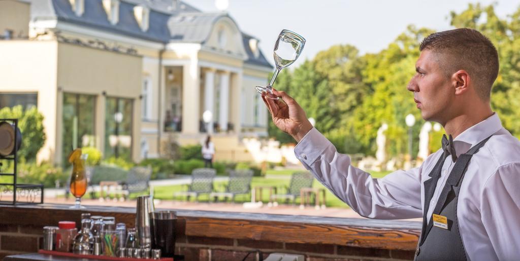 Amade Chateau Vrakun ภายนอก รูปภาพ